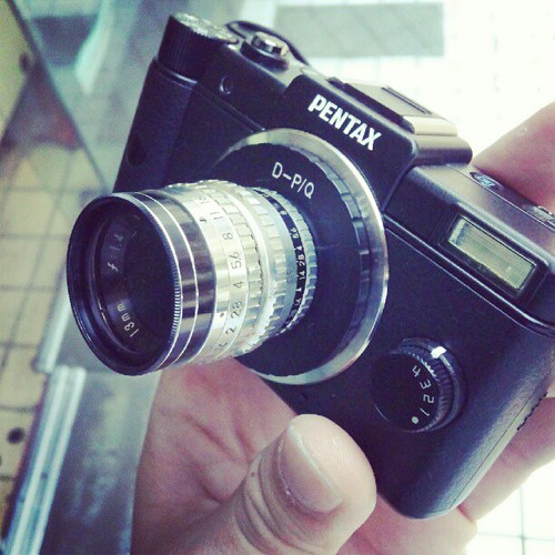 Pentax Q + Arco 13mm F1.4